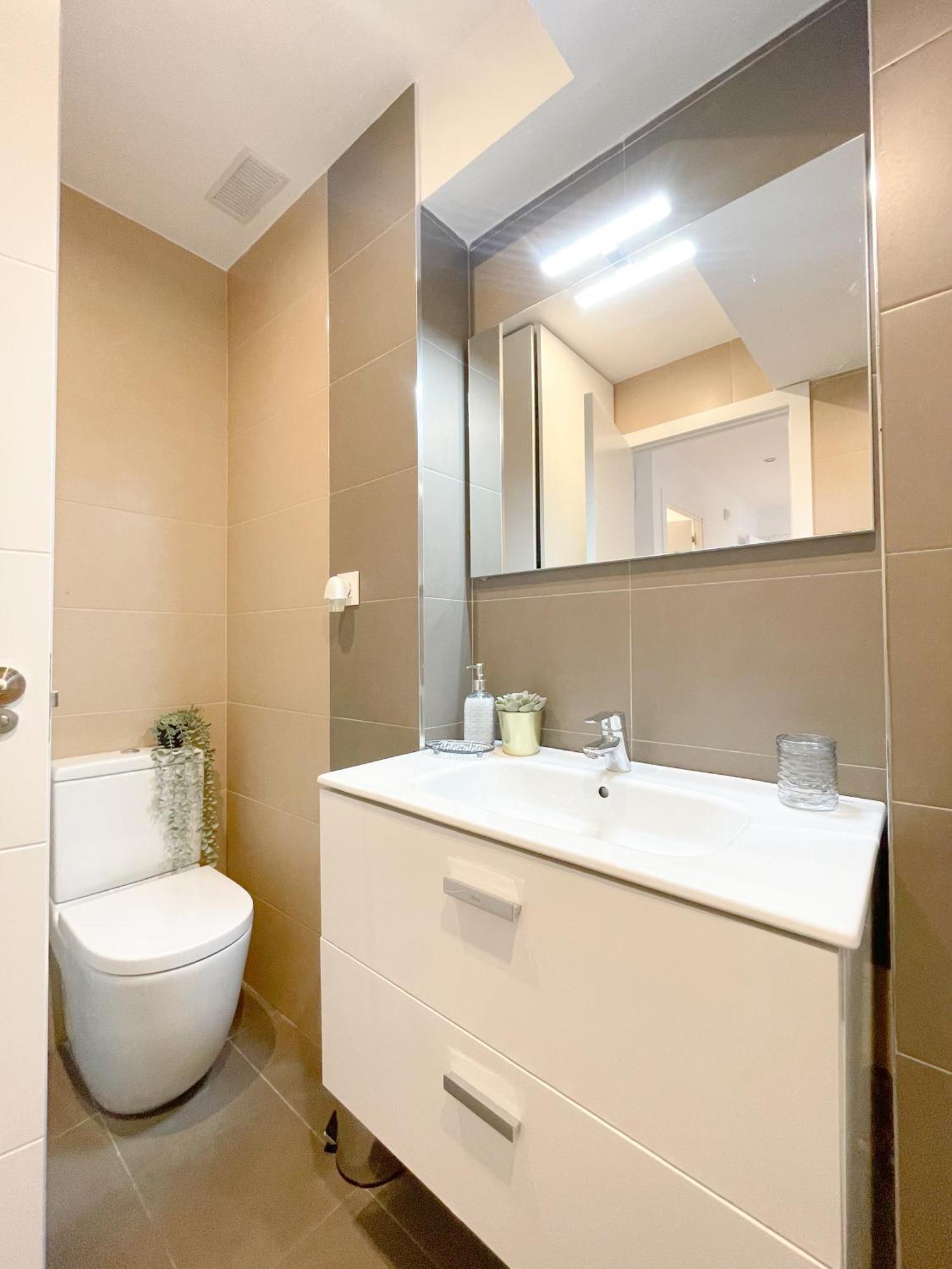 Appartement Moderno Plz De La Merced Málaga
