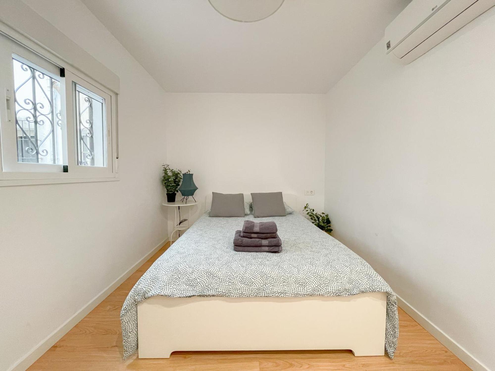 Moderno Plz De La Merced Appartement *